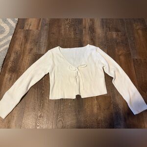 Elegant White Women's Sweater